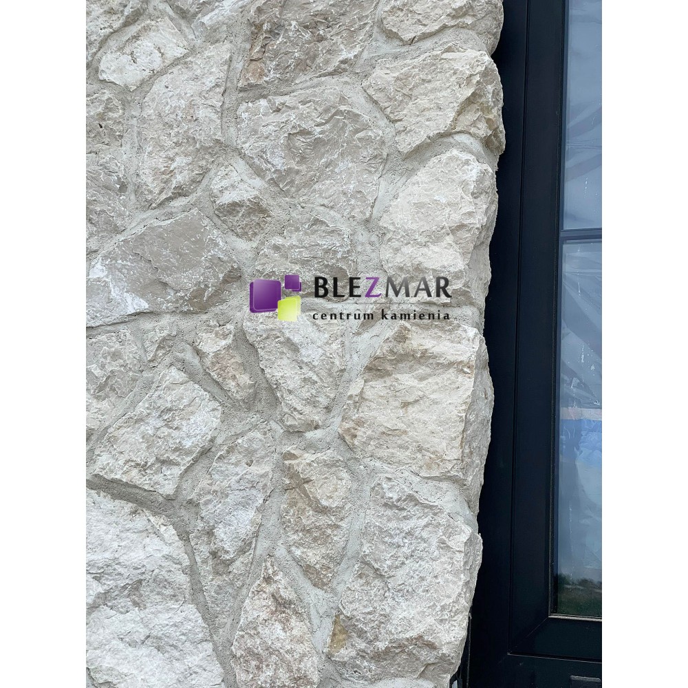 Kamień Bokara kremowy kwarcyt o niereguralnych kształtach Kamień Bokara kremowy kwarcyt o niereguralnych kształtach