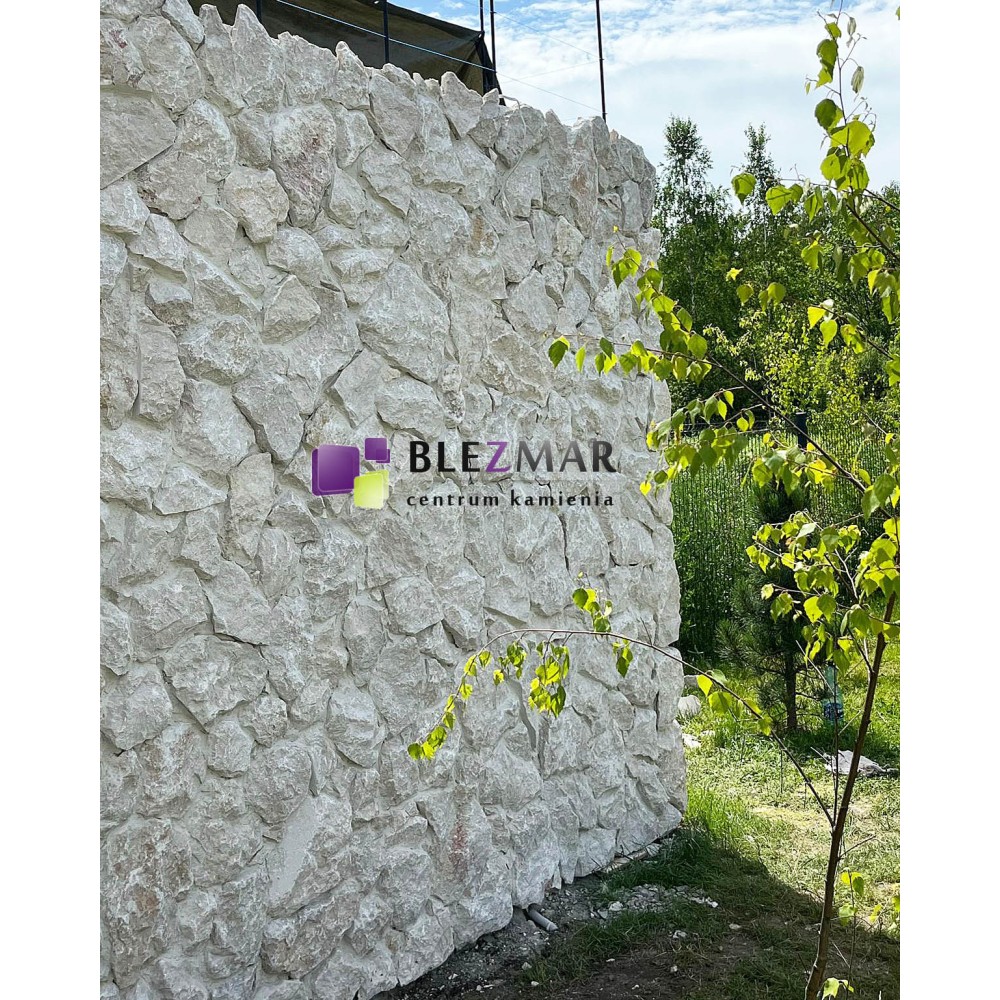 Murek ogrodowy z dzikówki Bokara Rock Face – mała architektura z kamienia naturalnego Murek ogrodowy z dzikówki Bokara Rock Face – mała architektura z kamienia naturalnego